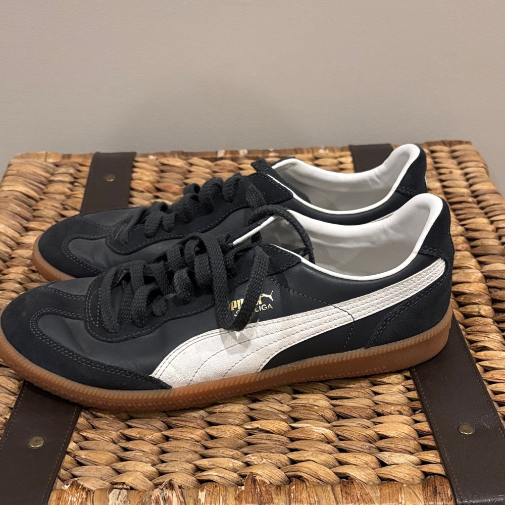 Puma Super Liga Black White Gum Low-Top Sneakers - Picture 4 of 7